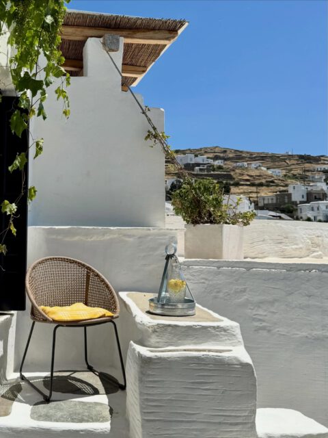 Just a little intervention, changing the perspectives 💫✨ 

#panotinos #tinosisland #triantarosartisthouse #triantaros #cyclades_islands